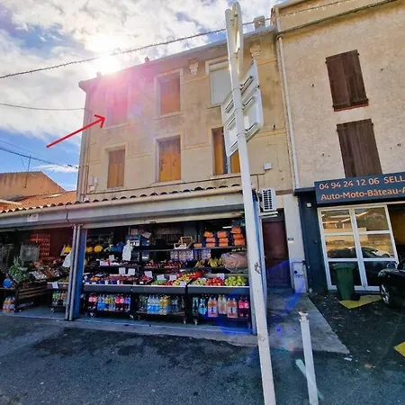Apartament T2 - 35m2 + Coin Terrasse - Parking Facile *